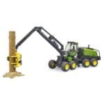 BRUDER JOHN DEERE HARVESTER WITH 1 TRUNK 1270G 02135
