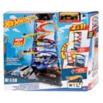 HOT WHEELS CITY TRANSFORMING RACE TOWER PLAYSET HKX43