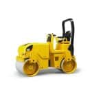 BRUDER 02433 CATERPILLAR TRACTOR - Image 2