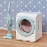 SYLVANIAN FAMILIES LAUNDRY VACUUM CLEANER 5445 - Image 2