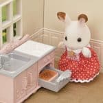 SYLVANIAN FAMILIES - RED ROOF COSY COTTAGE 5567 - Image 7