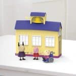 PEPPA PIG SCHOOL PLAYGROUR PLAYSET F2166 - Image 6