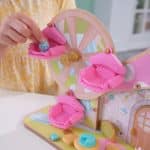 KIDKRAFT LIL  GREEN WORLD FAIRY COTTAGE 20431 - Image 4