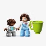 LEGO 10986 DUPLO - FAMILY HOUSE ON WHEELS - Image 3