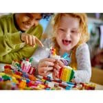 LEGO 11029 CLASSIC - CREATIVE PARTY BOX - Image 11