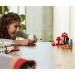 LEGO 21255 MINECRAFT- THE NETHER PORTAL AMBUSH - Image 4