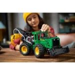 LEGO 42157 TECHNIC - John Deere 948L-II Skidder - Image 10