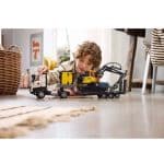 LEGO 42175 TECHNIC- VOLVO FMX TRUCK  EC230 ELECTRIC EXCAVATOR - Image 6