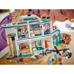 LEGO 42621 FRIENDS - Heartlake City Hospital - Image 6