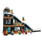 LEGO 60366 CITY - Ski and Climbing Center - Image 4