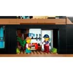 LEGO 60366 CITY - Ski and Climbing Center - Image 8