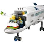 LEGO 60367 CITY - PASSENGER AIRPLANE - Image 6