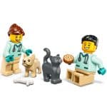 LEGO 60382 CITY - Vet Van Rescue - Image 3