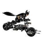 LEGO 76273 BATMAN - BATMAN™ CONSTRUCTION FIGURE AND THE BAT-POD BIKE - Image 3