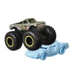 HOT WHEELS MONSTER TRUCKS VEHICLE WITH CAR GRH81 - Image 2