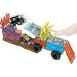 HOT WHEELS MONSTER TRUCKS LIGHTNING PLAY SET WITH FIRE EXTINGUISHER HPN73 - Image 6