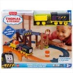 FISHER PRICE THOMAS - THE TRAIN DIESEL FREIGHT DELIVERY TRACK JBW20