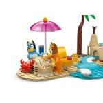 LEGO 11202 BLUEY - BLUEYS BEACH  FAMILY CAR TRIP - Image 5
