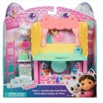 SPIN MASTER GABBYS DOLLHOUSE MOVIE: CAKEYS SPRINKLE - CASE STATIC KITCHEN PLAYSET 6074281
