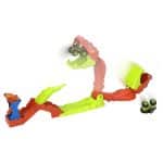 HOT WHEELS MONSTER TRUCKS SNAKE SLAM TAKEDOWN JJN44 - Image 2
