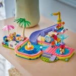 LEGO 42676 FRIENDS - FUN WATER PARK DAY - Image 4