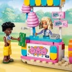 LEGO 42700 FRIENDS - CREATIVE DOLLHOUSE SUITCASE - Image 5