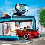 LEGO 60497 CITY - DRIVE-THROUGH CAR WASH - Image 4
